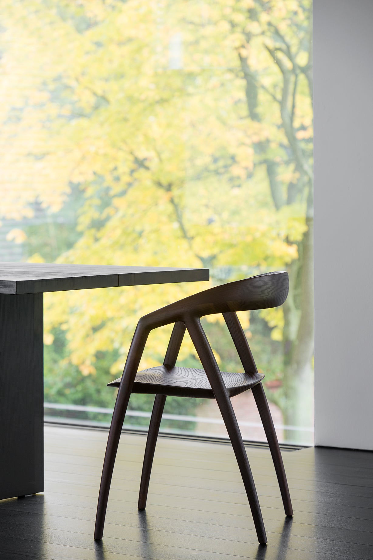 DC09 CHAIR