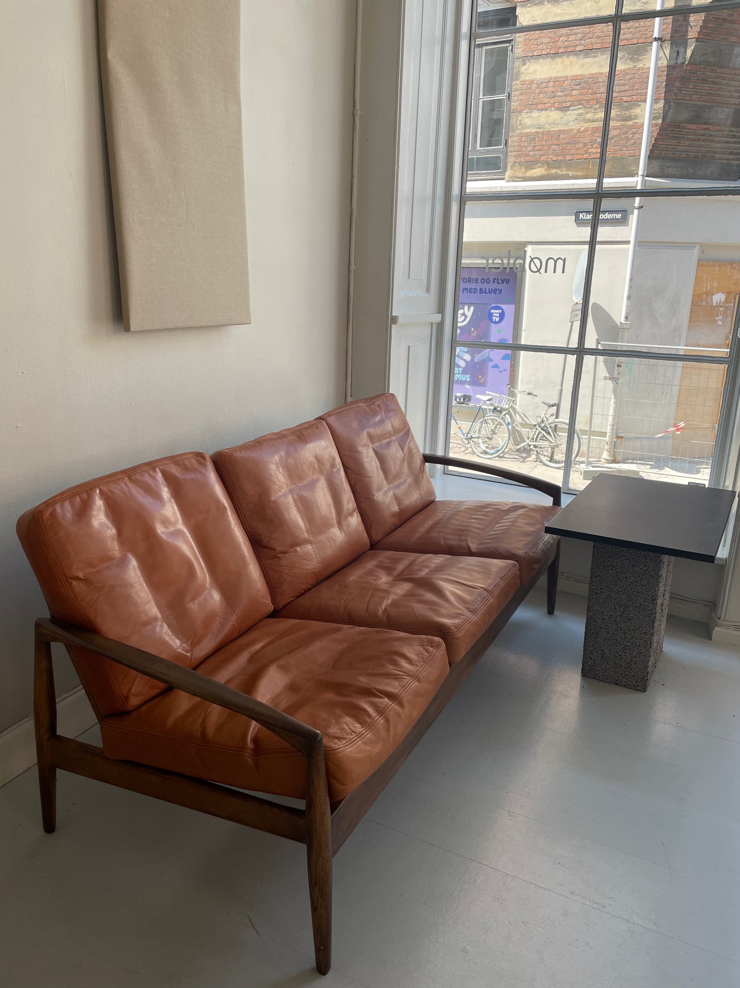 PAPERKNIFE 3SEATER