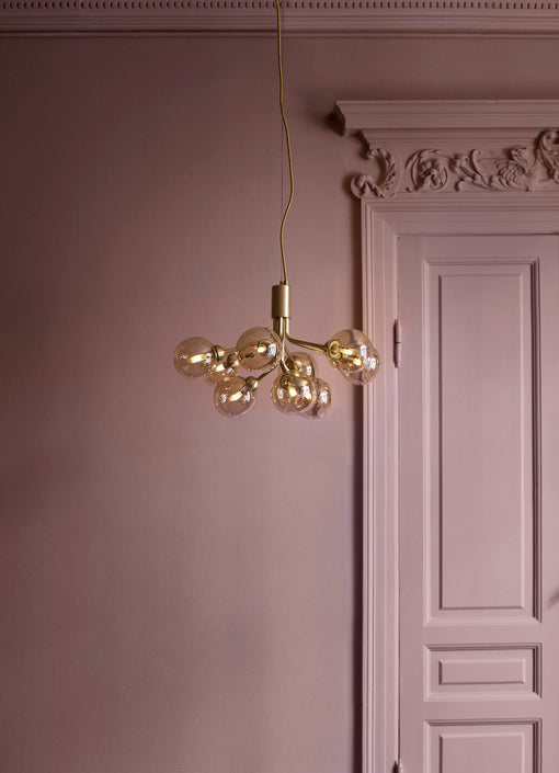 APIALES 9 BRUSHED BRASS