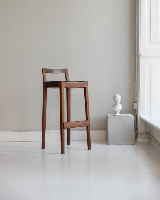 R+R Chair