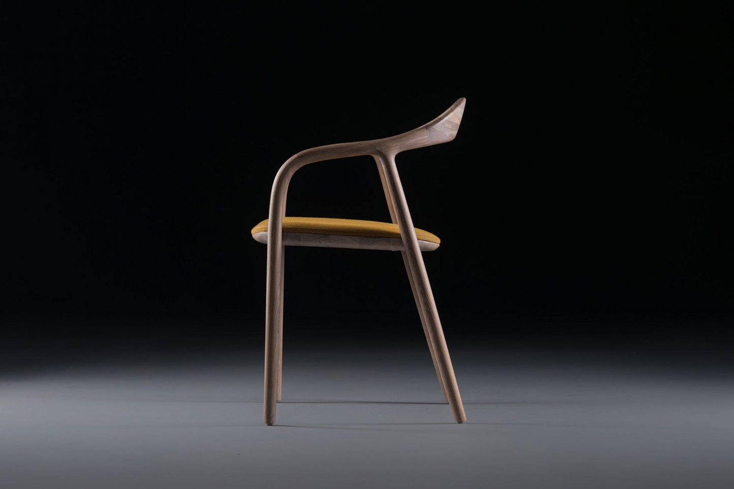 NEVA chair arm with cushionseat