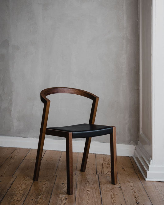 U CHAIR