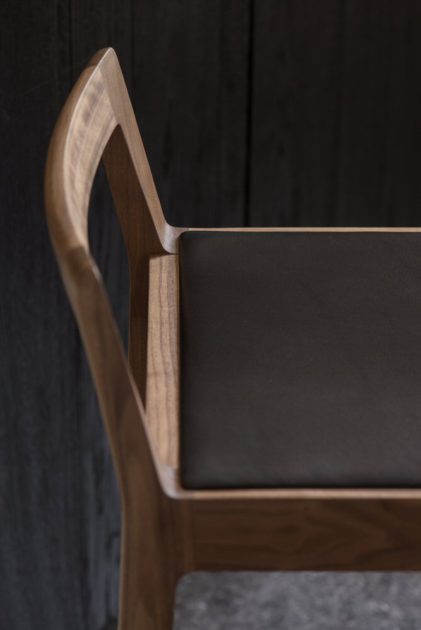 R+R COUNTER STOOL